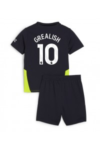 Manchester City Jack Grealish #10 Babytruitje Uit tenue Kind 2024-25 Korte Mouw (+ Korte broeken)